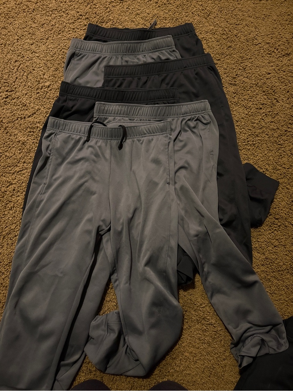 Lot of boys all in motion joggers XL 14